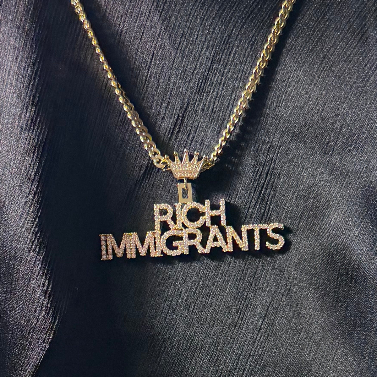 Rich Immigrants - Rich Life Chain (Gold)