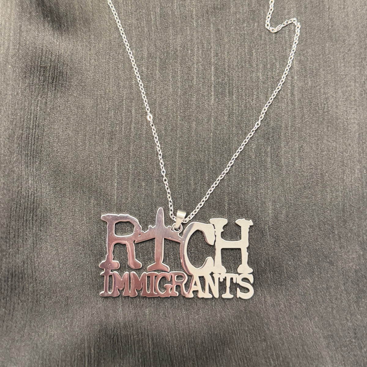 Rich Immigrants - Rich Icon Chain (Silver)